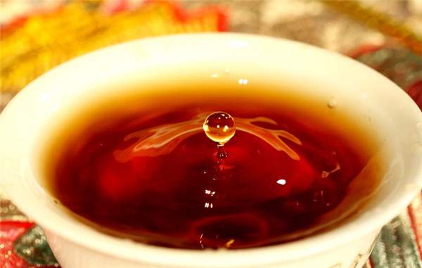 挑选普洱茶四大要诀“清、纯、正、气”