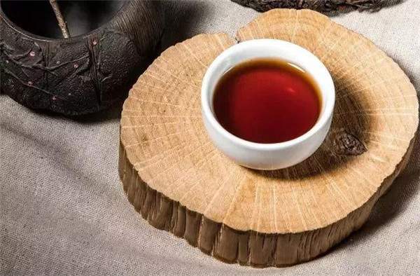 阮殿蓉说茶：普洱茶的熟茶工艺
