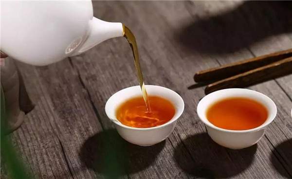 购买普洱茶需要注重年份吗？