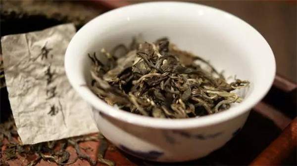 普洱生茶的“空档期”要慎喝，口感和茶香差的不是一个档次！